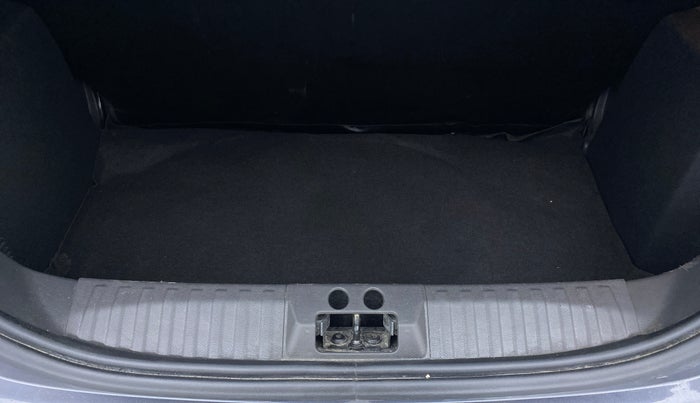 2016 Ford New Figo 1.5 TITANIUM AT PETROL, Petrol, Automatic, 30,644 km, Boot Inside