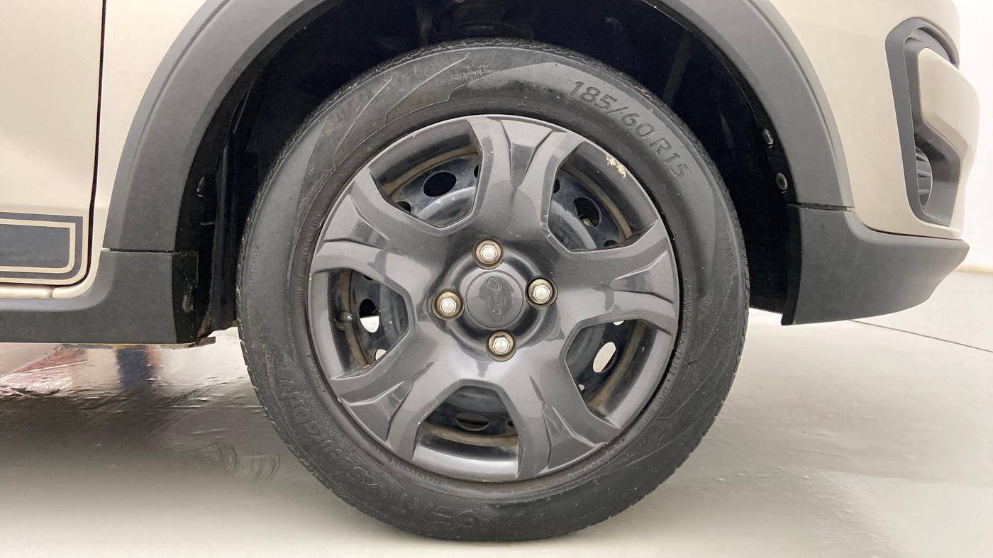 2019 Ford FREESTYLE TREND 1.2 PETROL, Petrol, Manual, 74,432 km, Right Front Wheel