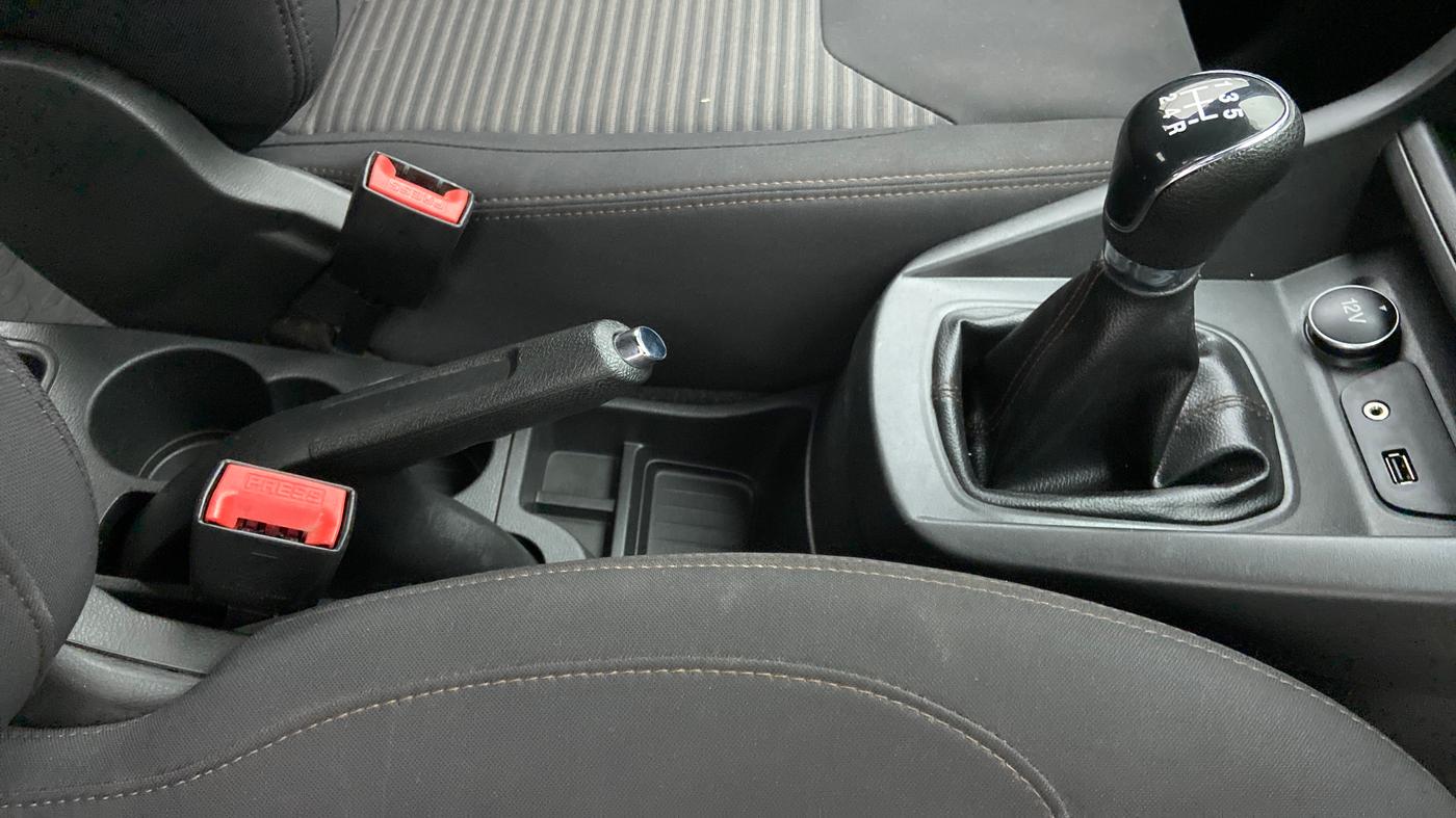 2019 Ford FREESTYLE TREND 1.2 PETROL, Petrol, Manual, 74,432 km, Gear Lever
