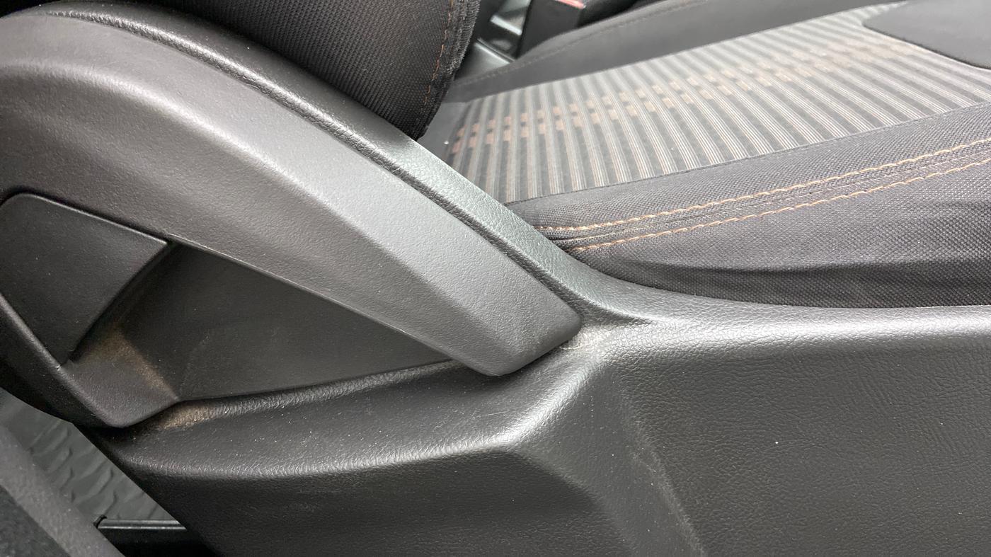 2019 Ford FREESTYLE TREND 1.2 PETROL, Petrol, Manual, 74,432 km, Driver Side Adjustment Panel