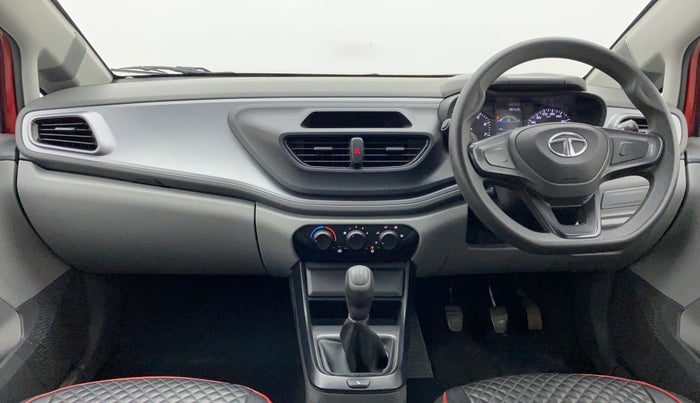 2021 Tata ALTROZ XE DIESEL, Diesel, Manual, 47,004 km, Dashboard