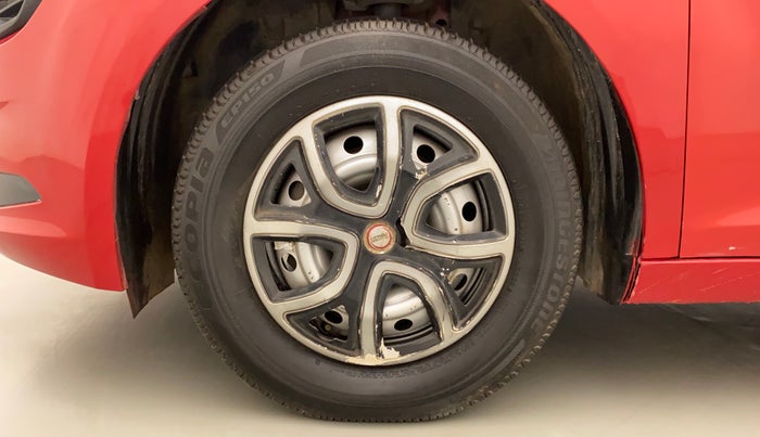 2021 Tata ALTROZ XE DIESEL, Diesel, Manual, 47,004 km, Left Front Wheel