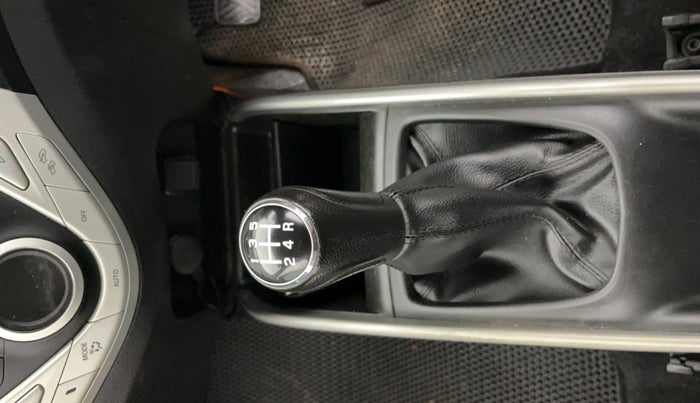 2018 Maruti Baleno ALPHA PETROL 1.2, Petrol, Manual, 66,318 km, Gear Lever