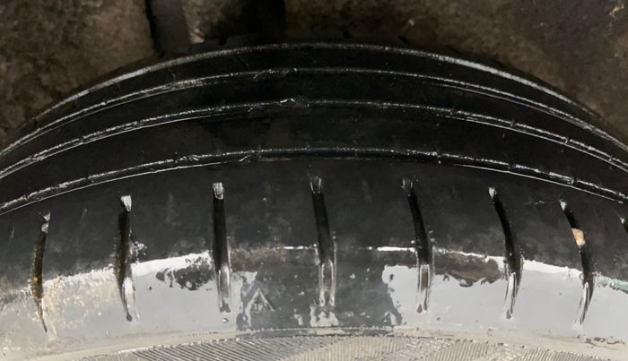 2018 Maruti Baleno ALPHA PETROL 1.2, Petrol, Manual, 66,318 km, Right Rear Tyre Tread