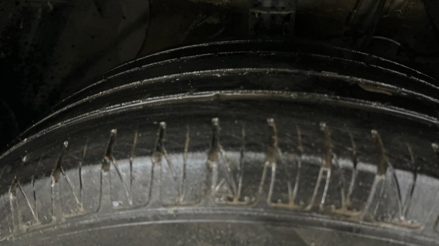 2021 Maruti Vitara Brezza ZXI PLUS, Petrol, Manual, 46,987 km, Right Front Tyre Tread
