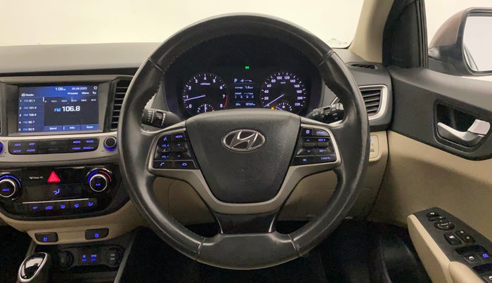 2018 Hyundai Verna 1.6 VTVT SX (O) AT, Petrol, Automatic, 36,454 km, Steering Wheel Close Up