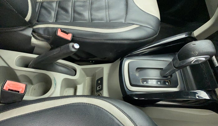 2015 Ford Ecosport 1.5 TITANIUM TI VCT AT, Petrol, Automatic, 1,00,451 km, Gear Lever