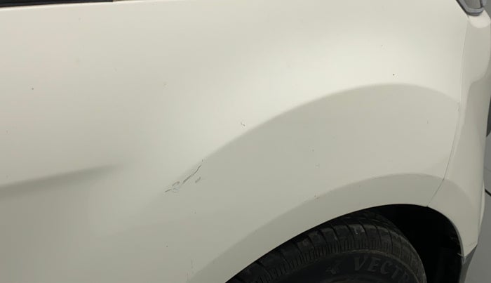 2015 Ford Ecosport 1.5 TITANIUM TI VCT AT, Petrol, Automatic, 1,00,451 km, Right fender - Minor scratches