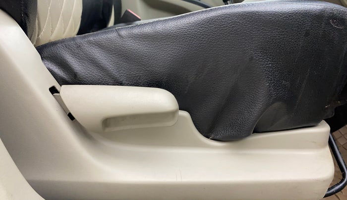 2015 Maruti Celerio VXI AMT, Petrol, Automatic, 72,338 km, Driver Side Adjustment Panel