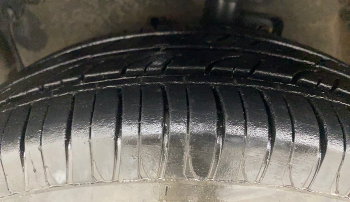 2015 Maruti Celerio VXI AMT, Petrol, Automatic, 72,338 km, Left Front Tyre Tread
