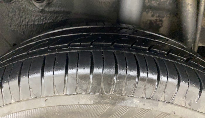 2015 Maruti Celerio VXI AMT, Petrol, Automatic, 72,338 km, Left Rear Tyre Tread