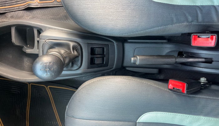 2018 Maruti Alto 800 VXI, Petrol, Manual, 50,681 km, Gear Lever