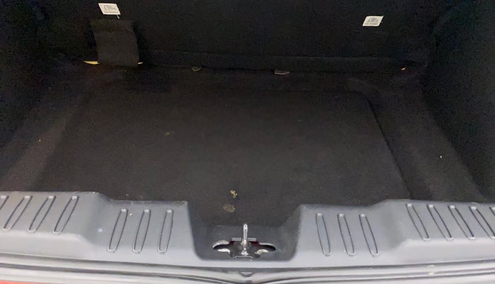 2022 Tata ALTROZ XZA PLUS, Petrol, Automatic, 16,349 km, Boot Inside
