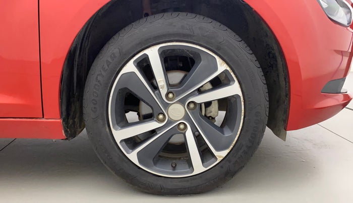 2022 Tata ALTROZ XZA PLUS, Petrol, Automatic, 16,349 km, Right Front Wheel