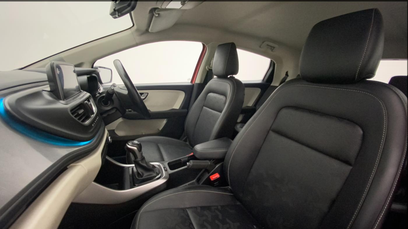 2022 Tata ALTROZ XZA PLUS, Petrol, Automatic, 16,349 km, Right Side Front Door Cabin
