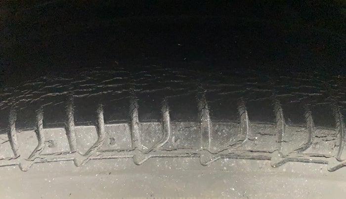 2016 Hyundai Verna 1.6 VTVT S AT, Petrol, Automatic, 53,415 km, Left Rear Tyre Tread