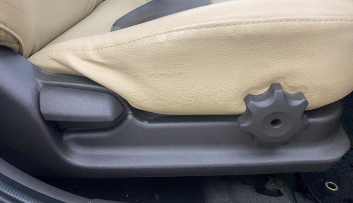 2016 Hyundai Verna 1.6 VTVT S AT, Petrol, Automatic, 53,415 km, Driver Side Adjustment Panel