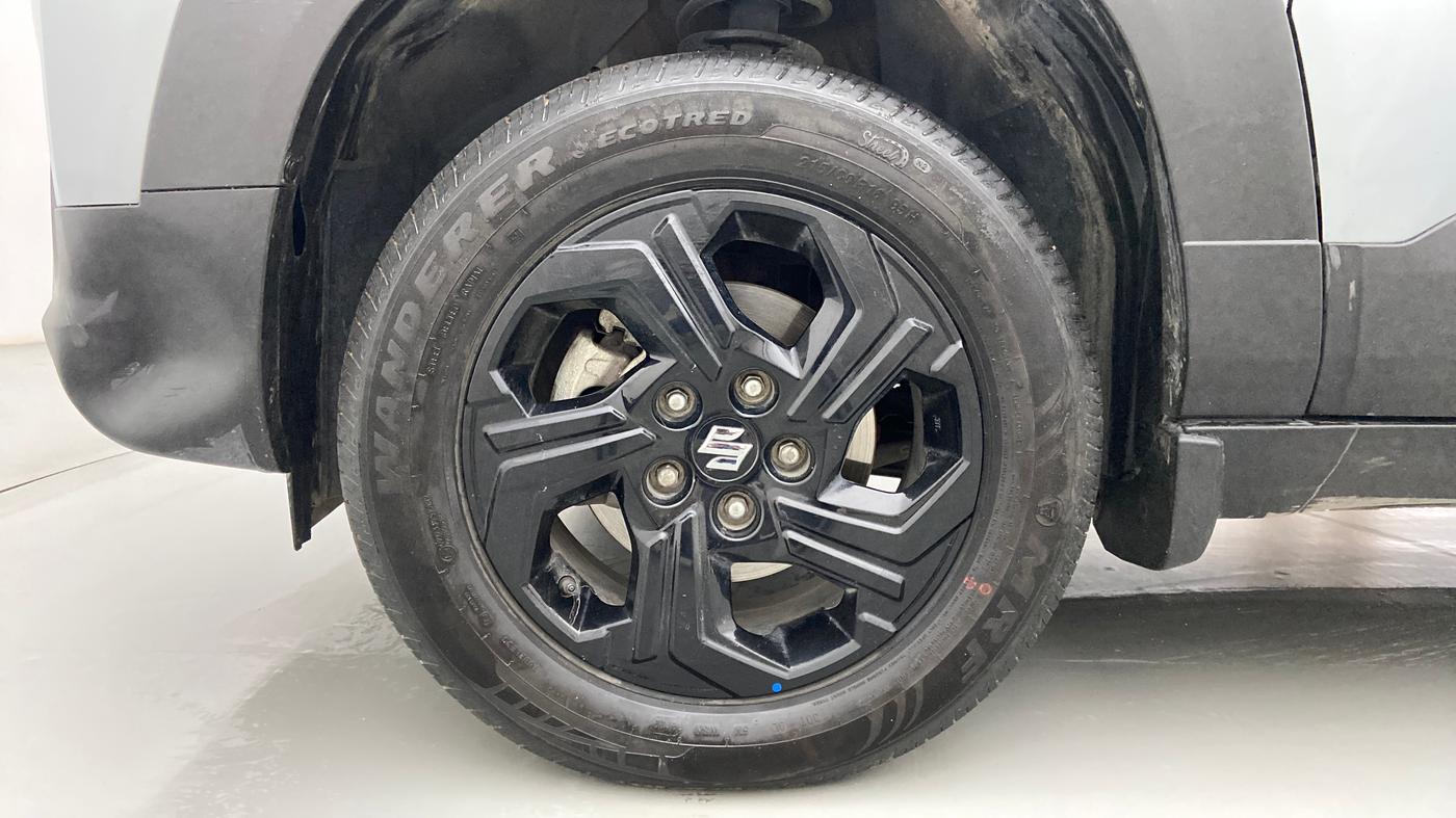 2022 Maruti BREZZA ZXI SMART HYBRID DUAL TONE, Petrol, Manual, 18,793 km, Left Front Wheel