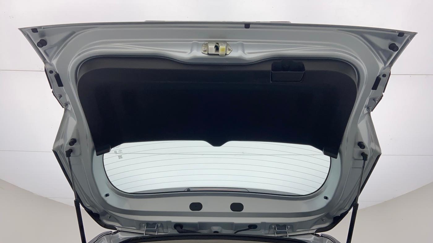 2022 Maruti BREZZA ZXI SMART HYBRID DUAL TONE, Petrol, Manual, 18,793 km, Boot Door Open