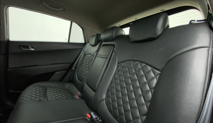 2017 Hyundai Creta 1.6 CRDI SX PLUS AUTO, Diesel, Automatic, 83,130 km, Right Side Rear Door Cabin