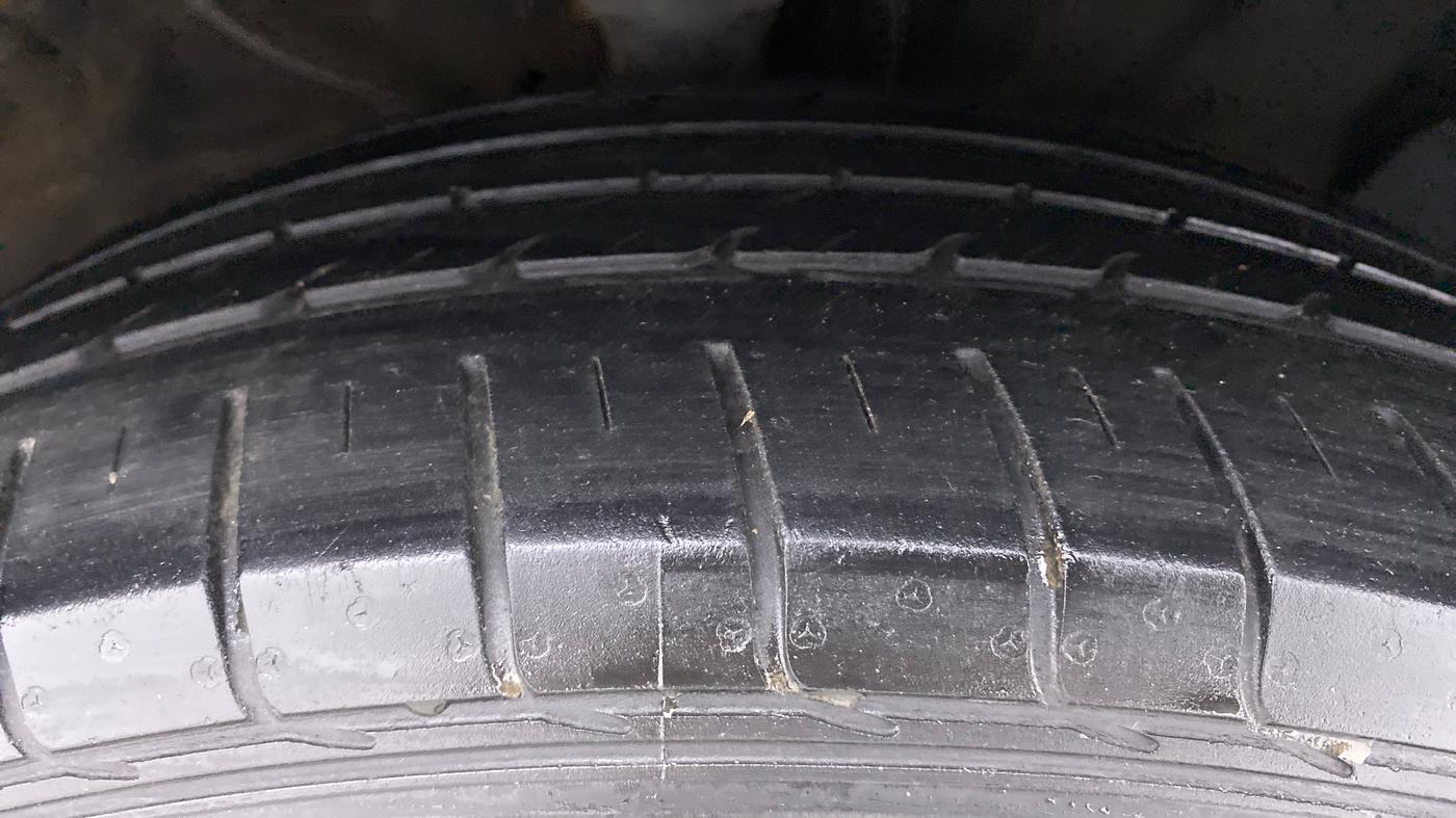 2017 Hyundai Creta 1.6 CRDI SX PLUS AUTO, Diesel, Automatic, 83,130 km, Right Front Tyre Tread