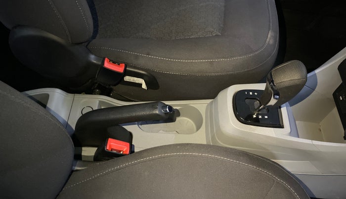 2024 Tata Tiago XTA PETROL, Petrol, Automatic, 19,056 km, Gear Lever