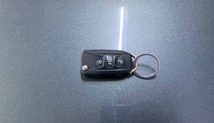 2024 Tata Tiago XTA PETROL, Petrol, Automatic, 19,056 km, Key Close Up