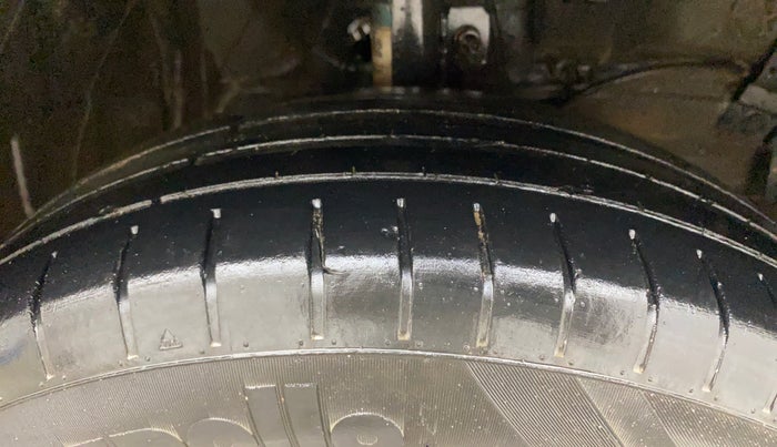 2022 Maruti Baleno SIGMA PETROL 1.2, Petrol, Manual, 84,122 km, Right Front Tyre Tread