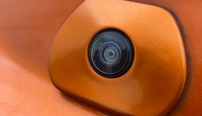 2024 Tata PUNCH CREATIVE  1.2 RTN DUAL TONE, Petrol, Manual, 8,011 km, Parking Camera