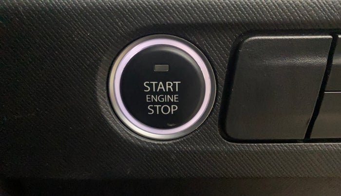 2024 Tata PUNCH CREATIVE  1.2 RTN DUAL TONE, Petrol, Manual, 8,011 km, Keyless Start/ Stop Button