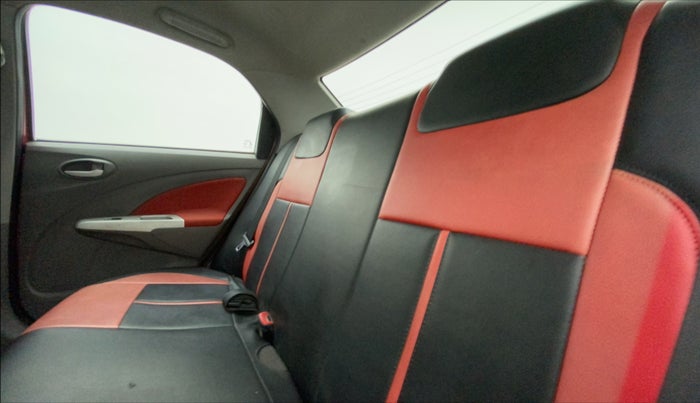 2011 Toyota Etios VX, Petrol, Manual, 95,974 km, Right Side Rear Door Cabin