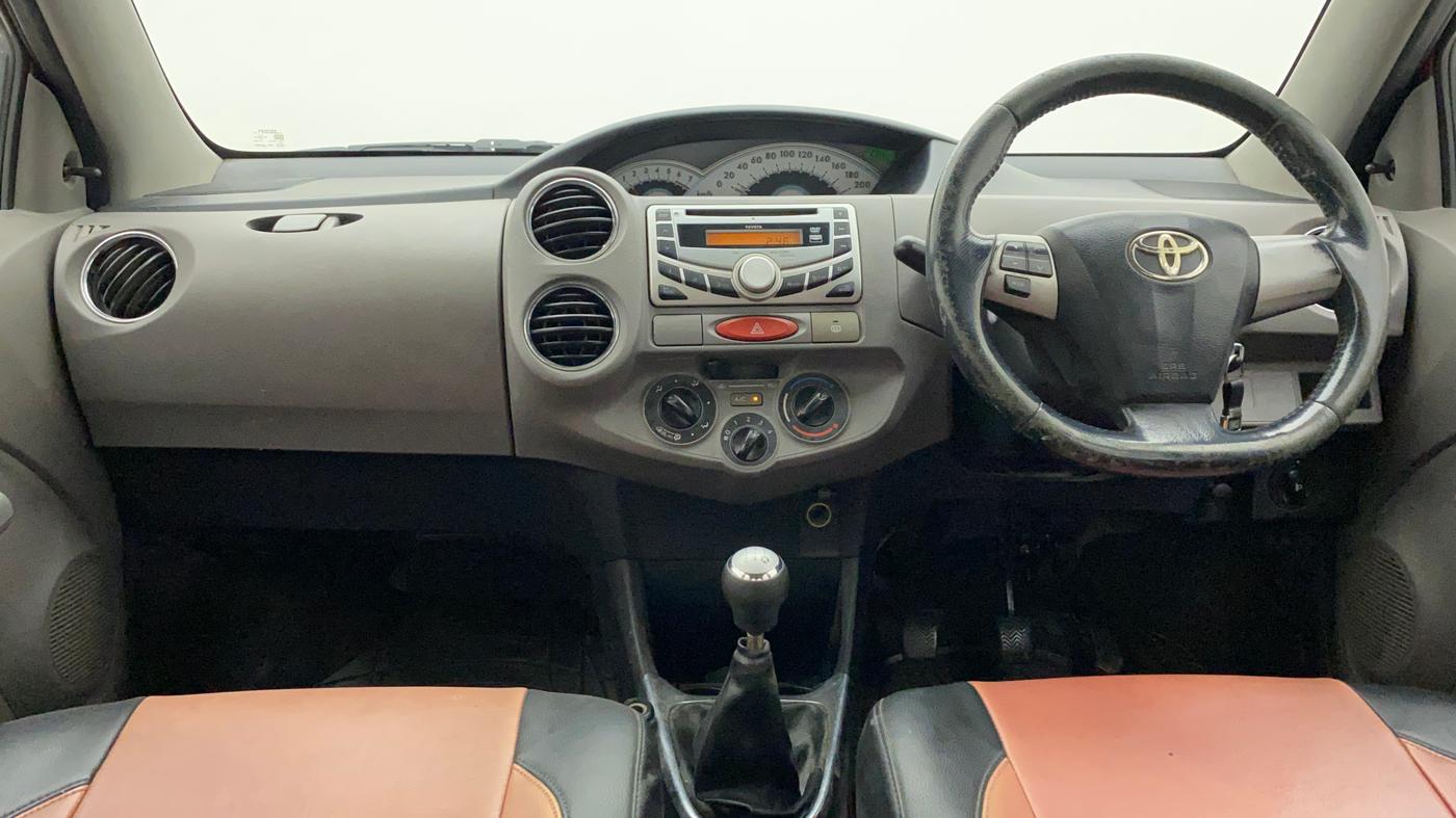 2011 Toyota Etios VX, Petrol, Manual, 95,974 km, Dashboard