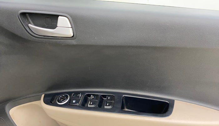 2015 Hyundai Grand i10 SPORTZ 1.2 KAPPA VTVT, Petrol, Manual, 69,920 km, Driver Side Door Panels Control