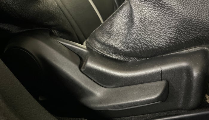 2018 Maruti Baleno DELTA CVT PETROL 1.2, Petrol, Automatic, 62,383 km, Driver Side Adjustment Panel