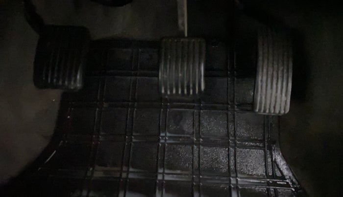 2013 Hyundai i10 ERA 1.1, Petrol, Manual, 25,262 km, Pedals