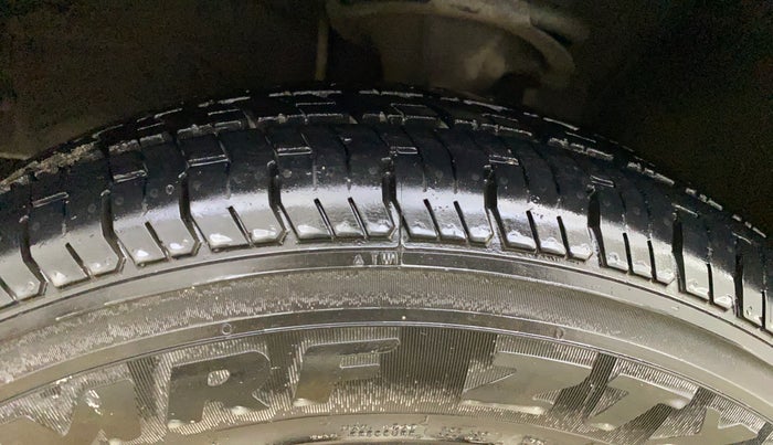 2013 Hyundai i10 ERA 1.1, Petrol, Manual, 25,262 km, Left Front Tyre Tread