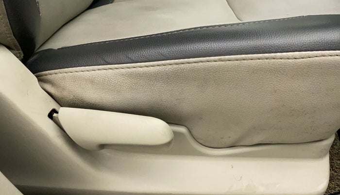 2016 Maruti Celerio ZXI, Petrol, Manual, 63,983 km, Driver Side Adjustment Panel