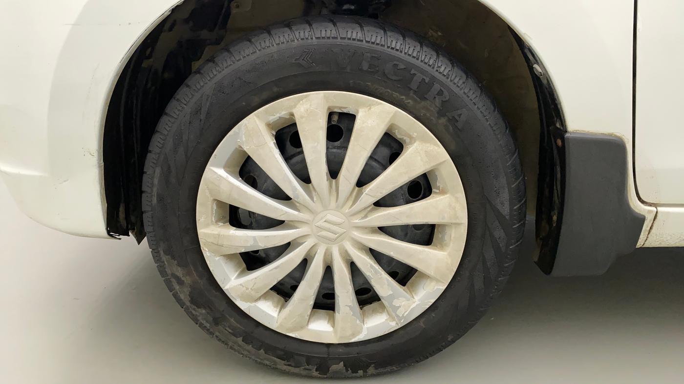 2016 Maruti Celerio ZXI, Petrol, Manual, 63,983 km, Left Front Wheel