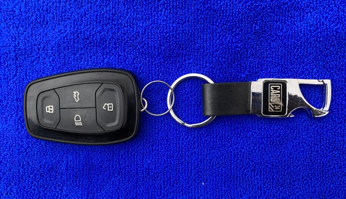 2018 Tata NEXON XZ+ 1.5, Diesel, Manual, 50,069 km, Key Close Up