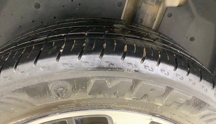 2021 MG HECTOR SHARP 1.5 PETROL CVT, Petrol, Automatic, 1,35,187 km, Left Rear Tyre Tread