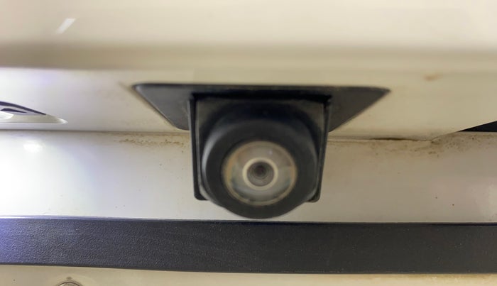 2021 MG HECTOR SHARP 1.5 PETROL CVT, Petrol, Automatic, 1,35,187 km, Parking Camera