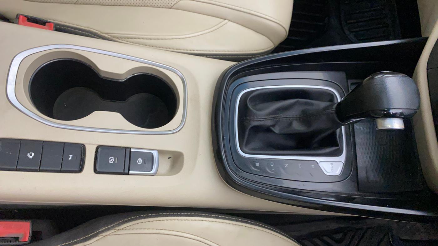 2021 MG HECTOR SHARP 1.5 PETROL CVT, Petrol, Automatic, 1,35,187 km, Gear Lever
