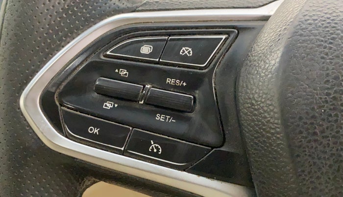 2021 MG HECTOR SHARP 1.5 PETROL CVT, Petrol, Automatic, 1,35,187 km, Adaptive Cruise Control