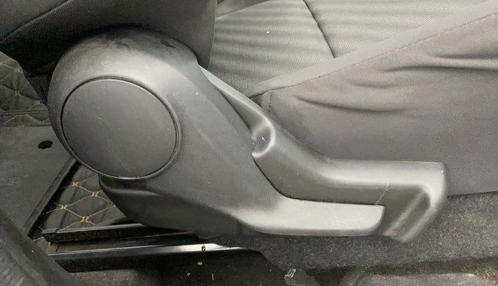 2020 Maruti Swift LXI, Petrol, Manual, 25,097 km, Driver Side Adjustment Panel