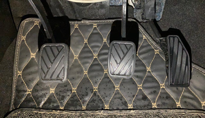 2020 Maruti Swift LXI, Petrol, Manual, 25,097 km, Pedals