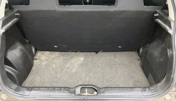 2020 Maruti Swift LXI, Petrol, Manual, 25,097 km, Boot Inside