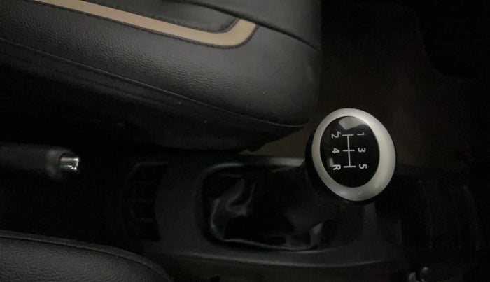 2018 Maruti Wagon R 1.0 VXI, Petrol, Manual, 12,810 km, Gear Lever