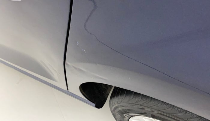 2015 Volkswagen Vento HIGHLINE 1.6 MPI, Petrol, Manual, 54,146 km, Left quarter panel - Slightly dented