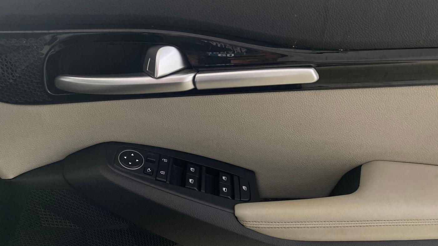 2020 KIA SELTOS HTX IVT 1.5 PETROL, Petrol, Automatic, 61,110 km, Driver Side Door Panels Control