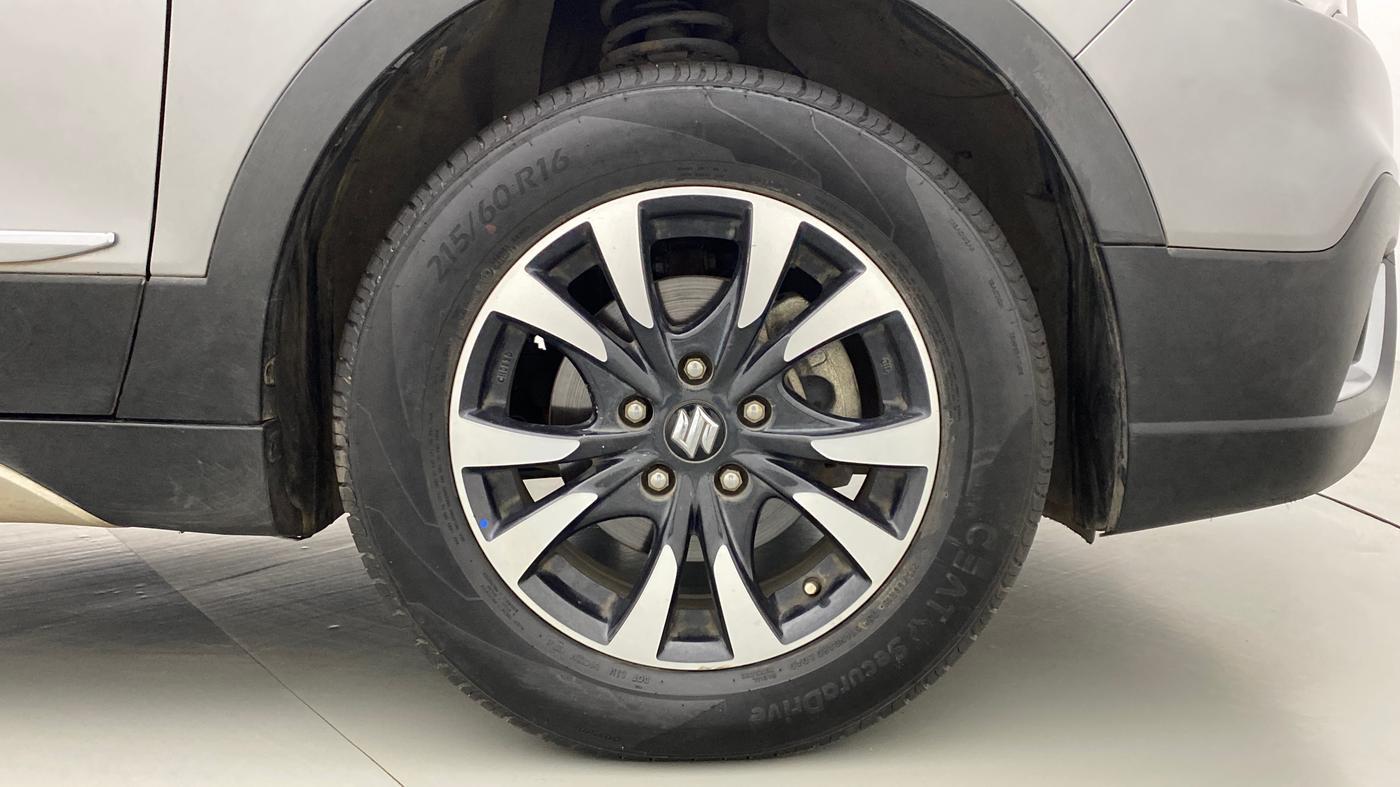 2017 Maruti S Cross ZETA SHVS, Diesel, Manual, 62,190 km, Right Front Wheel